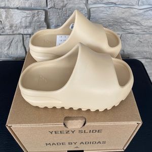 Yeezy Slide